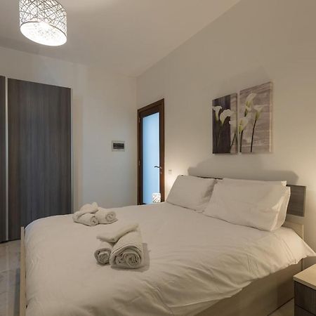 Sunny Penthouse Wterrace And Open Views Apartment St. Paul's Bay Exterior foto