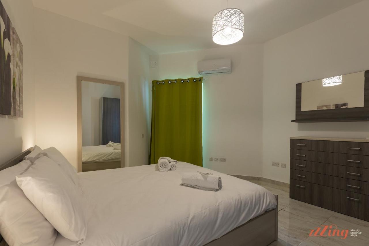 Sunny Penthouse Wterrace And Open Views Apartment St. Paul's Bay Exterior foto